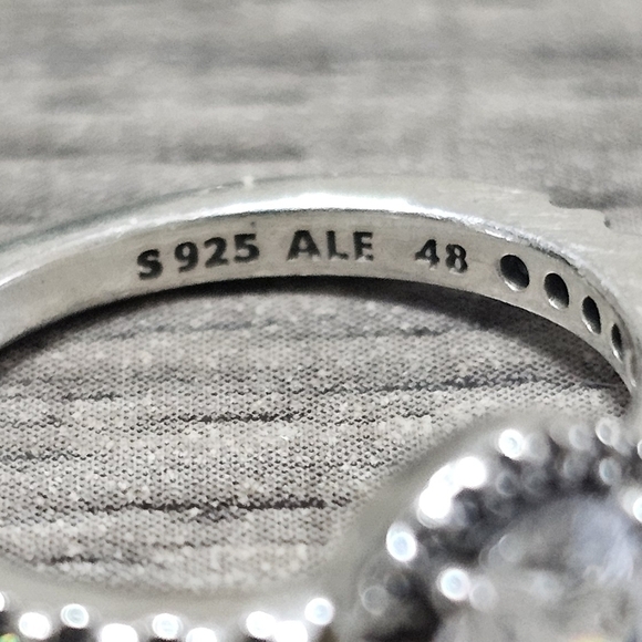 Authentic Pandora Round Sparkle Halo Ring - Picture 5 of 5